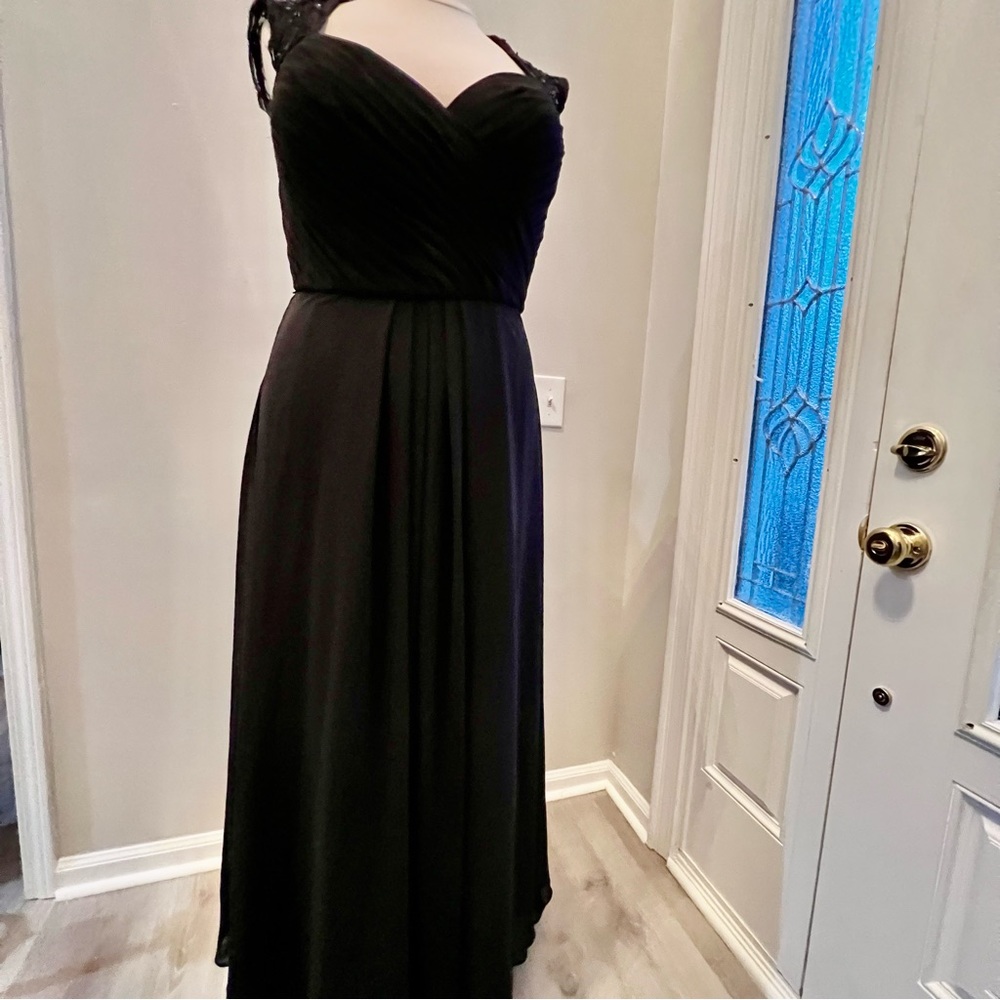 Exquisite..  Morilee Madeline Gardner Black Gown Size 16W